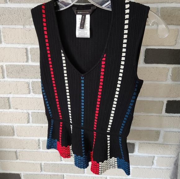 BCBGMAXAZRIA Laure Geometric Knit Jacquard Peplum Top - Picture 4 of 17